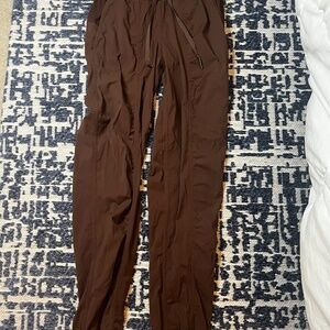 Lululemon joggers